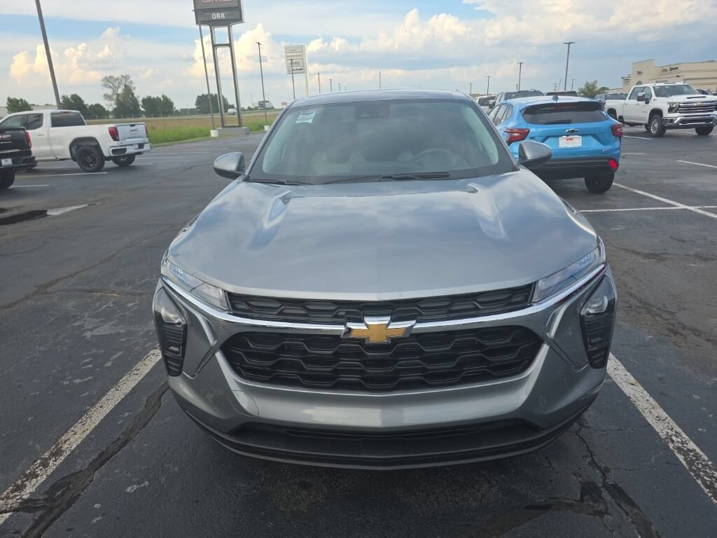 New 2026 Chevrolet Trax LS SUV