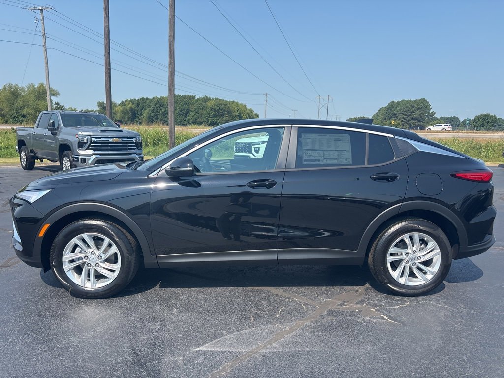 2025 Buick Envista Preferred photo 2