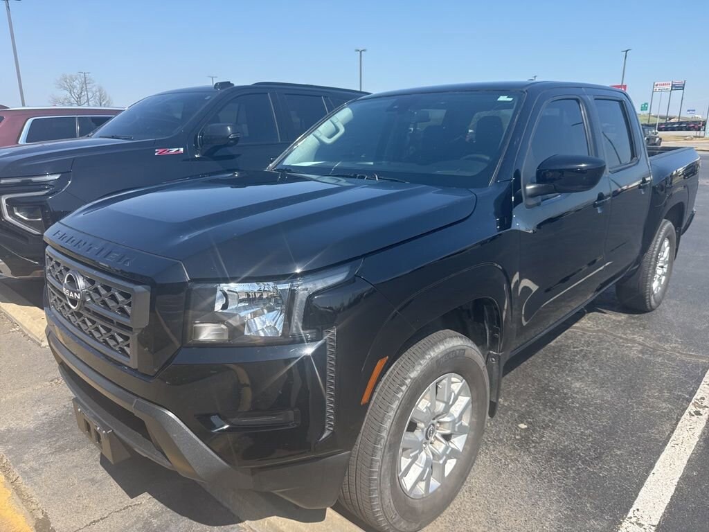 Used 2022 Nissan Frontier SV Truck Crew Cab