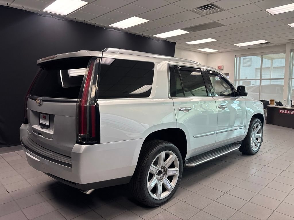 Used 2016 CADILLAC Escalade Luxury Collection SUV