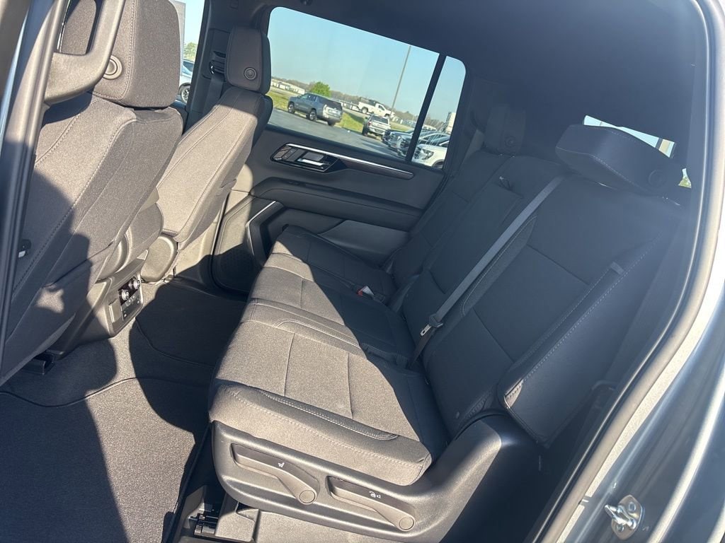2026 Chevrolet Suburban LS - Photo 22