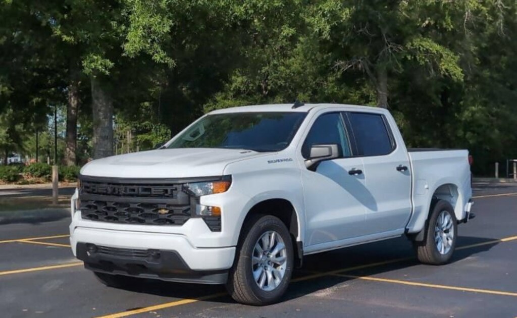 New 2026 Chevrolet Silverado 1500 Custom Truck
