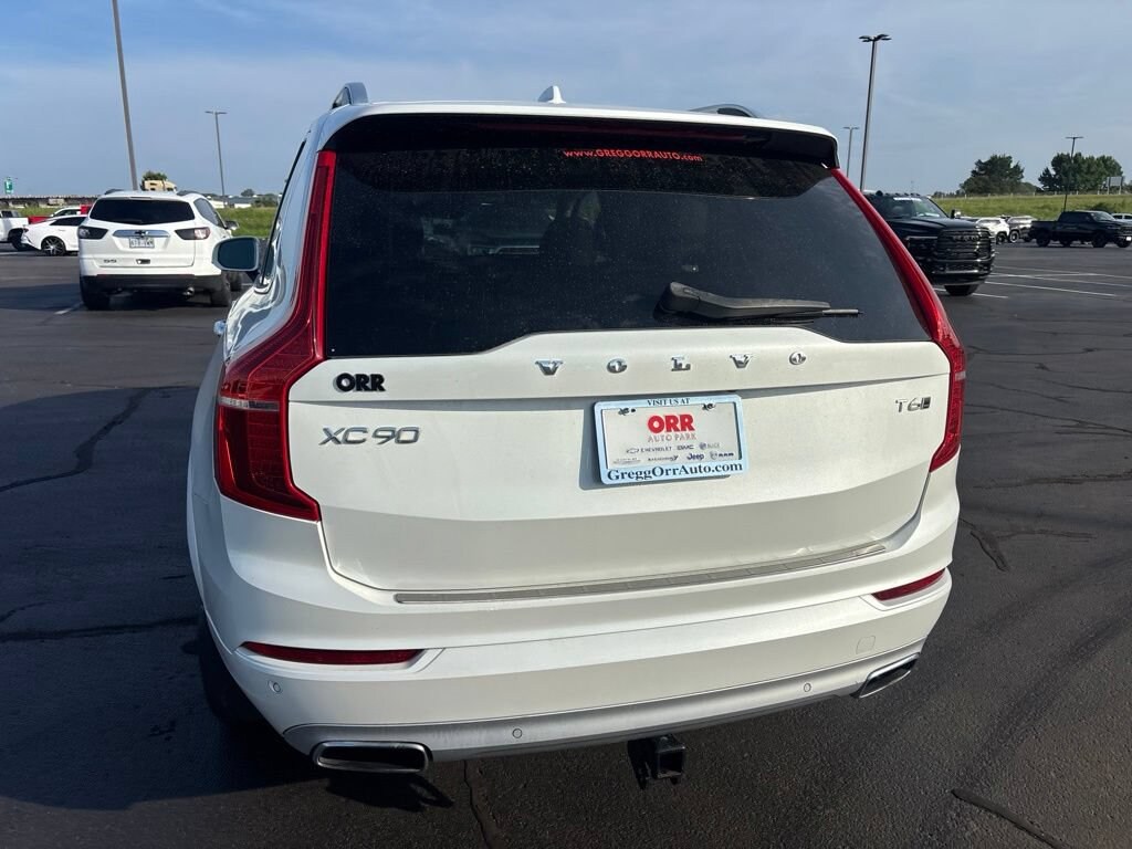 Used 2018 Volvo XC90 Momentum SUV