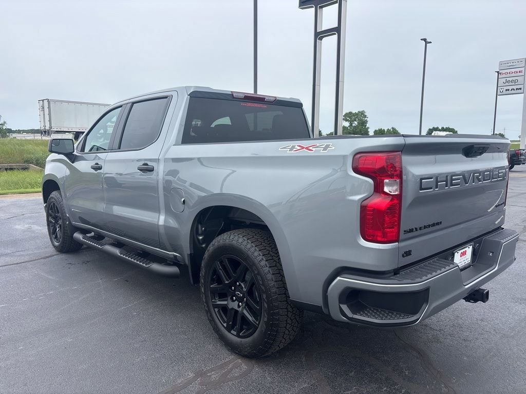 New 2026 Chevrolet Silverado 1500 Custom Truck