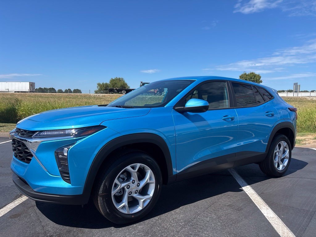 New 2026 Chevrolet Trax LS SUV