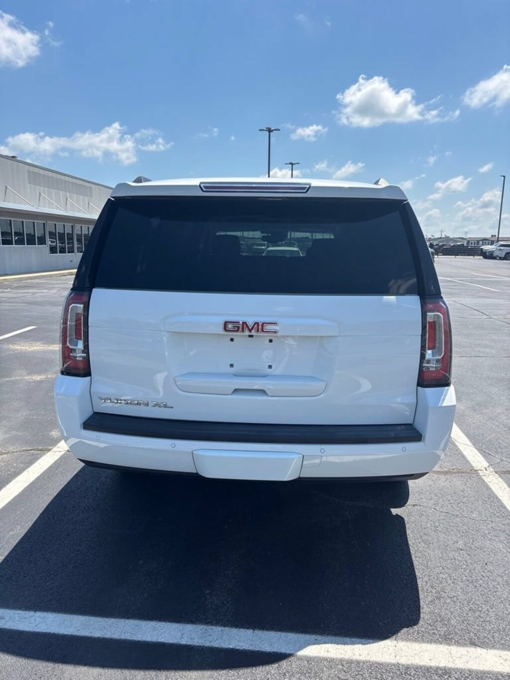 Used 2018 GMC Yukon XL SLT SUV