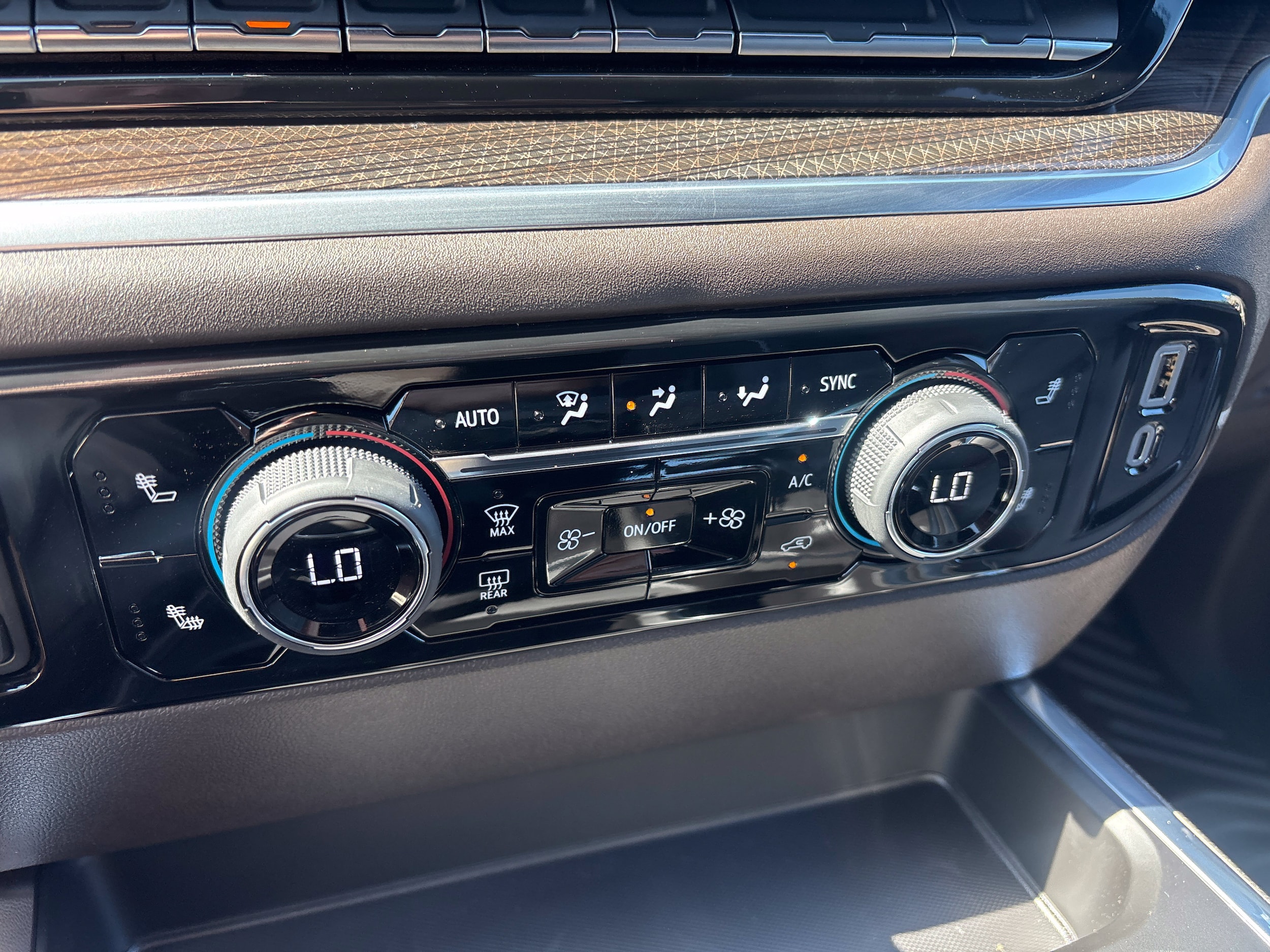 2026 Chevrolet Silverado 1500 LT - Photo 20