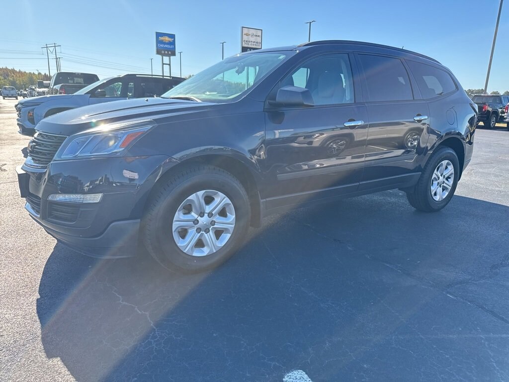 Used 2016 Chevrolet Traverse LS SUV