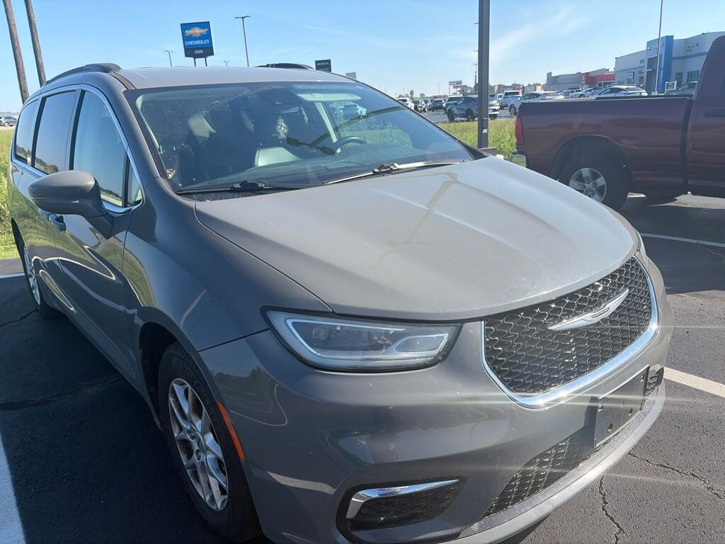 Used 2022 Chrysler Pacifica Touring L Van Passenger Van