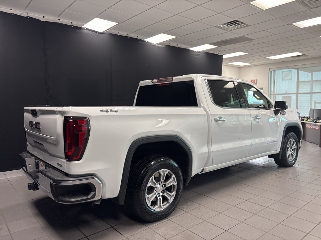 2024 Gmc Sierra 1500 SLT photo 3
