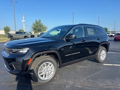 2026 Jeep Grand Cherokee LAREDO X 4X2 Sport Utility