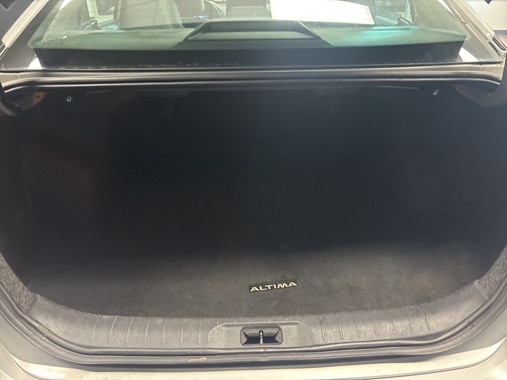 2023 Nissan Altima 2.5 SL photo 3