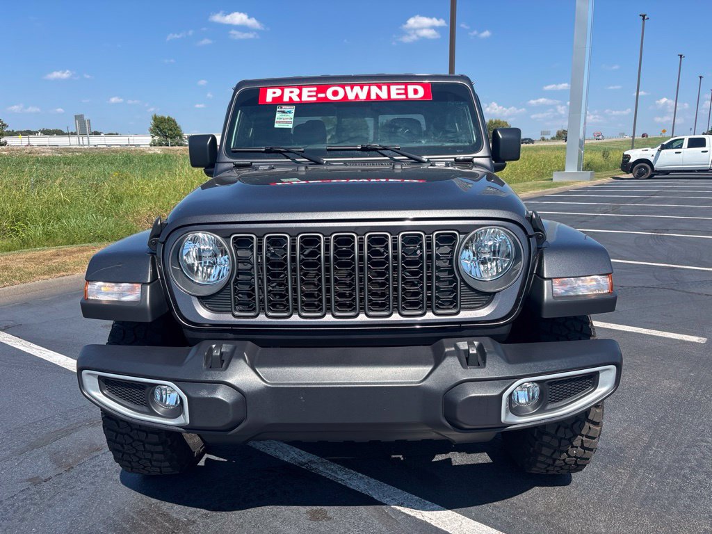 Used 2025 Jeep Gladiator High Tide with VIN 1C6PJTAG7SL537224 for sale in Little Rock
