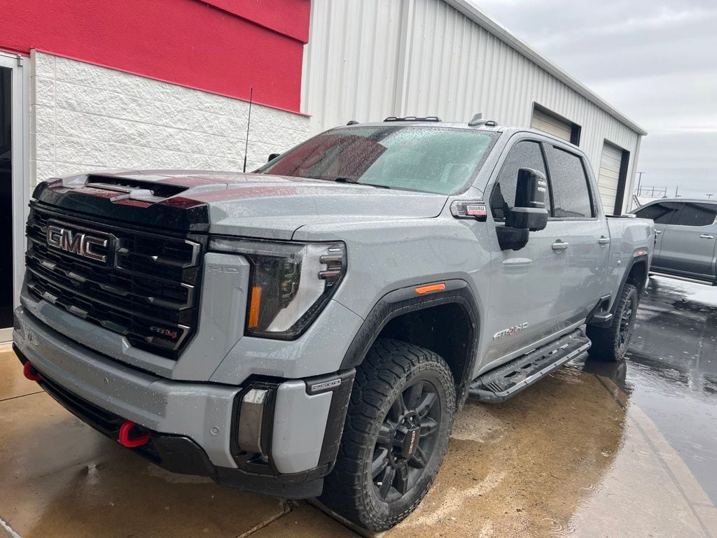 2024 GMC Sierra 4WD Crew Cab Standard Box AT4's photo