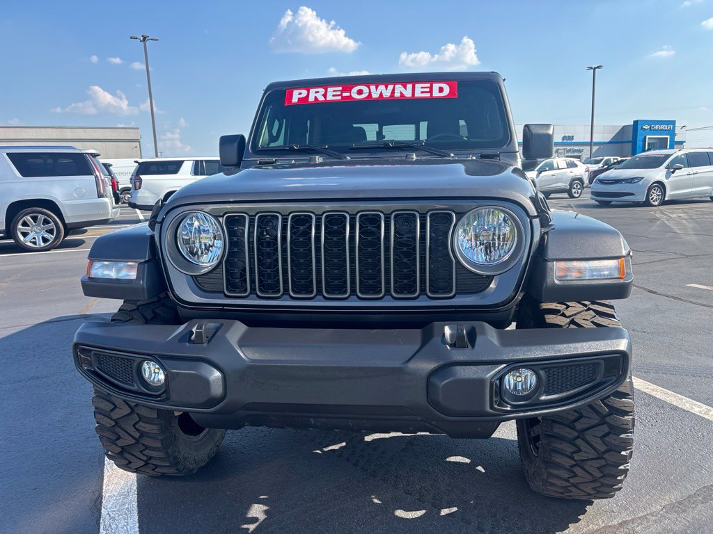 Used 2025 Jeep Gladiator Nighthawk with VIN 1C6PJTAG2SL505989 for sale in Little Rock