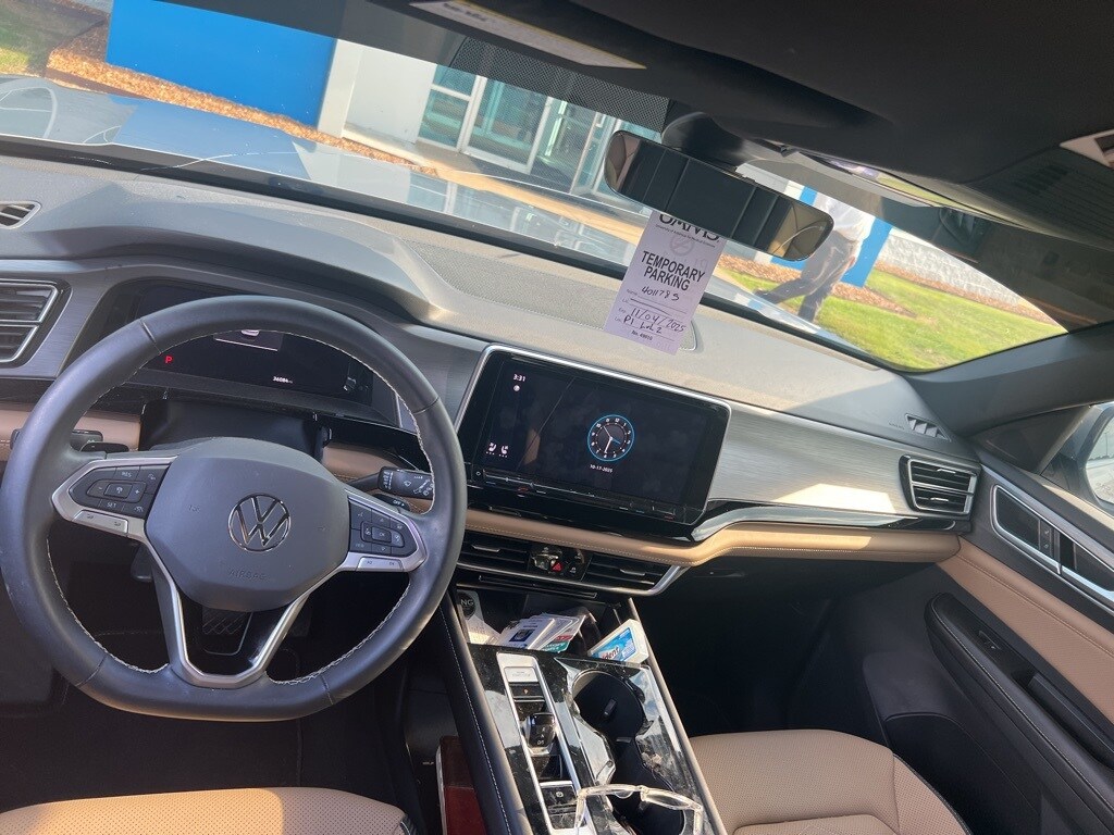 2024 Volkswagen Atlas Cross Sport SE Technology photo 4