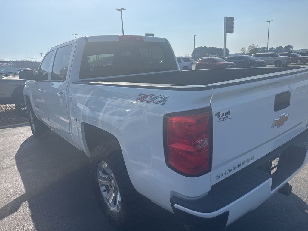 Used 2017 Chevrolet Silverado 1500 LT with VIN 3GCUKREC6HG274300 for sale in Little Rock