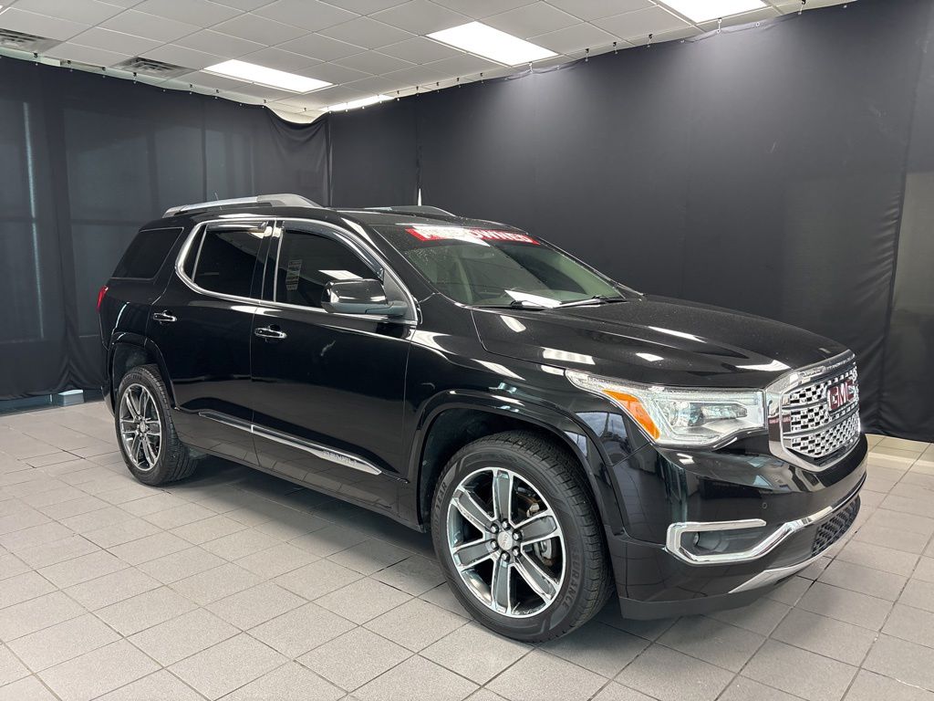 2019 GMC Acadia Denali FWD's photo