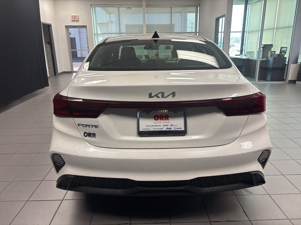 Used 2023 Kia Forte LXS Sedan