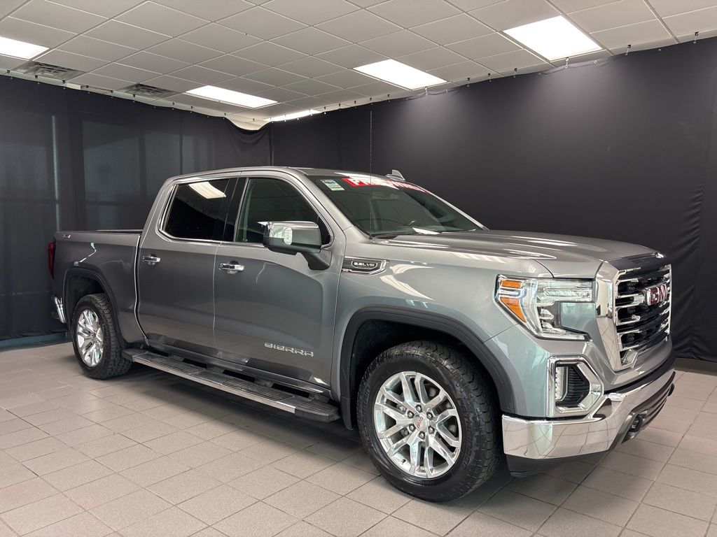 2021 GMC Sierra 4WD Crew Cab Short Box SLT's photo