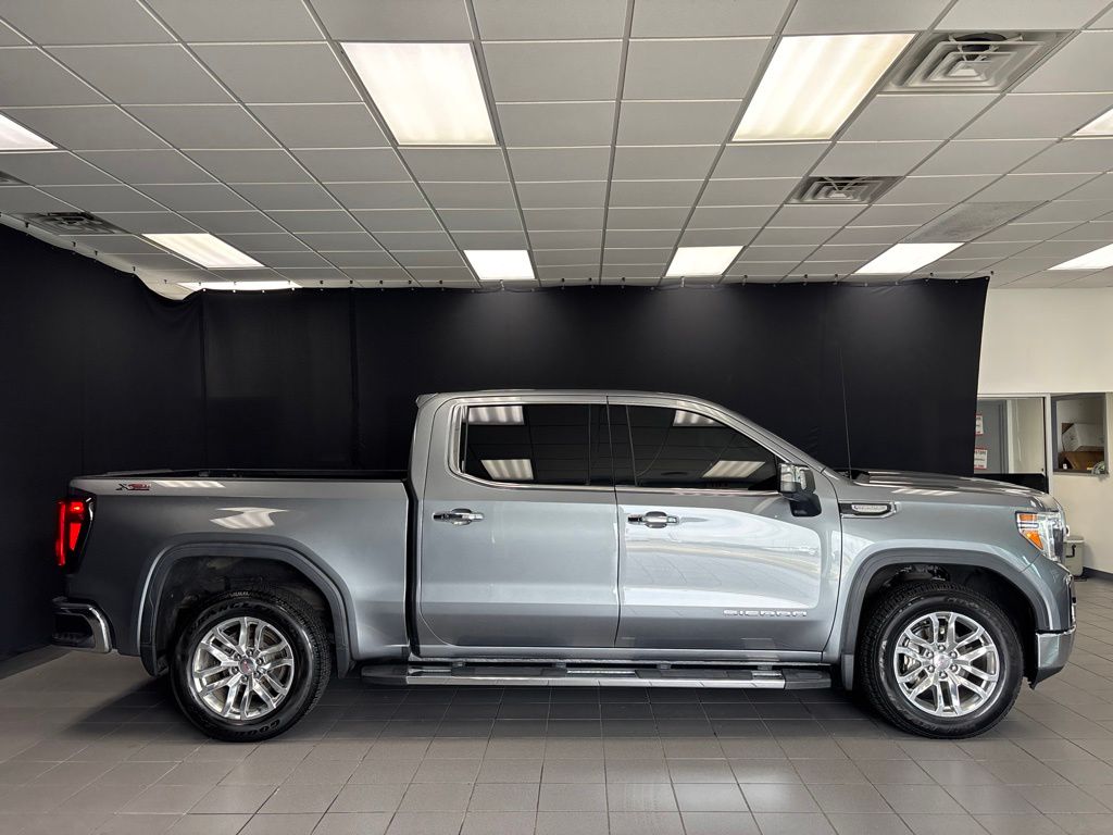 Used 2021 GMC Sierra 1500 SLT with VIN 3GTU9DED6MG432748 for sale in Little Rock
