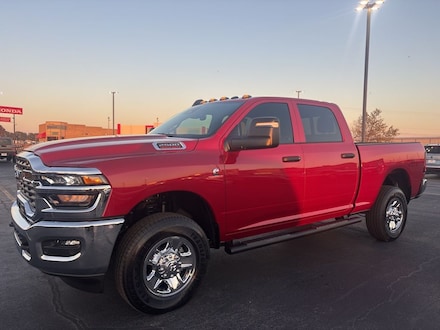 2026 Ram 2500 TRADESMAN CREW CAB 4X4 6'4 BOX Pickup