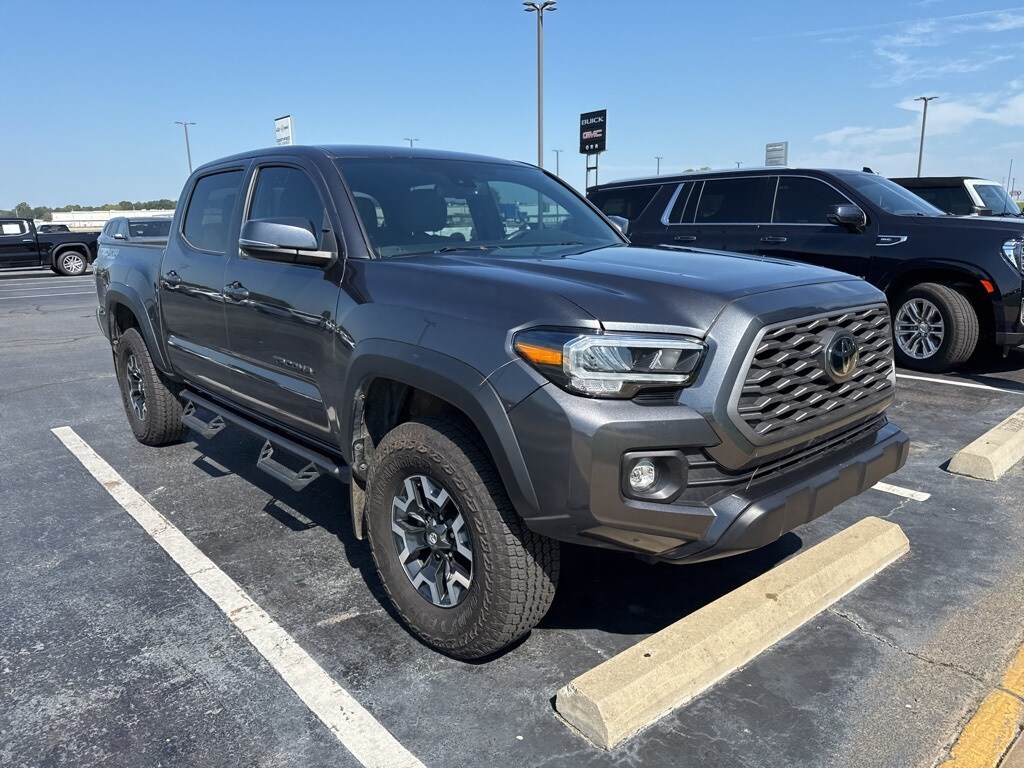 2021 Toyota Tacoma SR photo 2