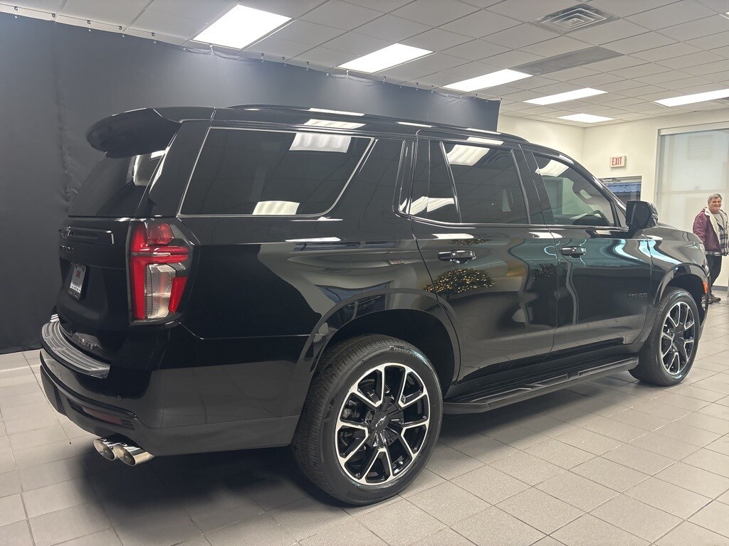 2023 Chevrolet Tahoe RST photo 3