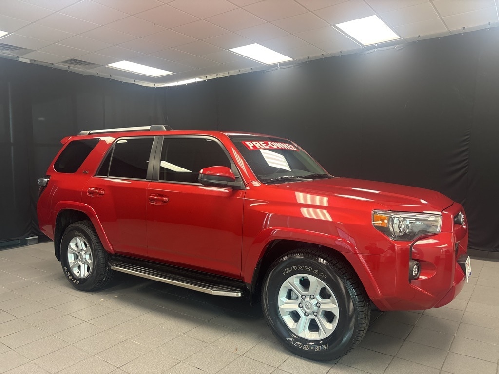 2022 Toyota 4Runner SR5's photo