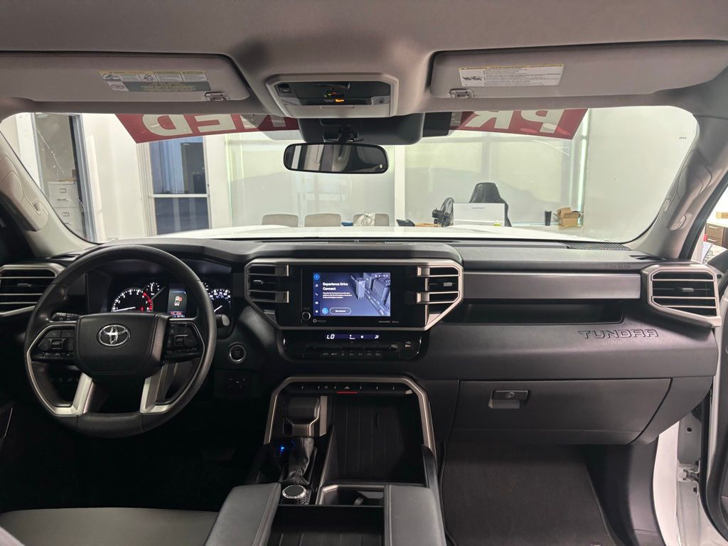 2024 Toyota Tundra SR5 - Photo 13