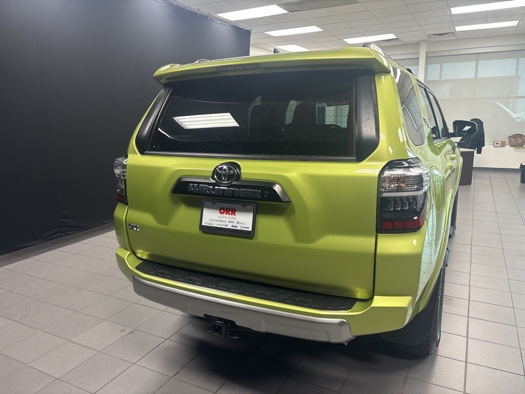 2023 Toyota 4Runner TRD Off-Road photo 4