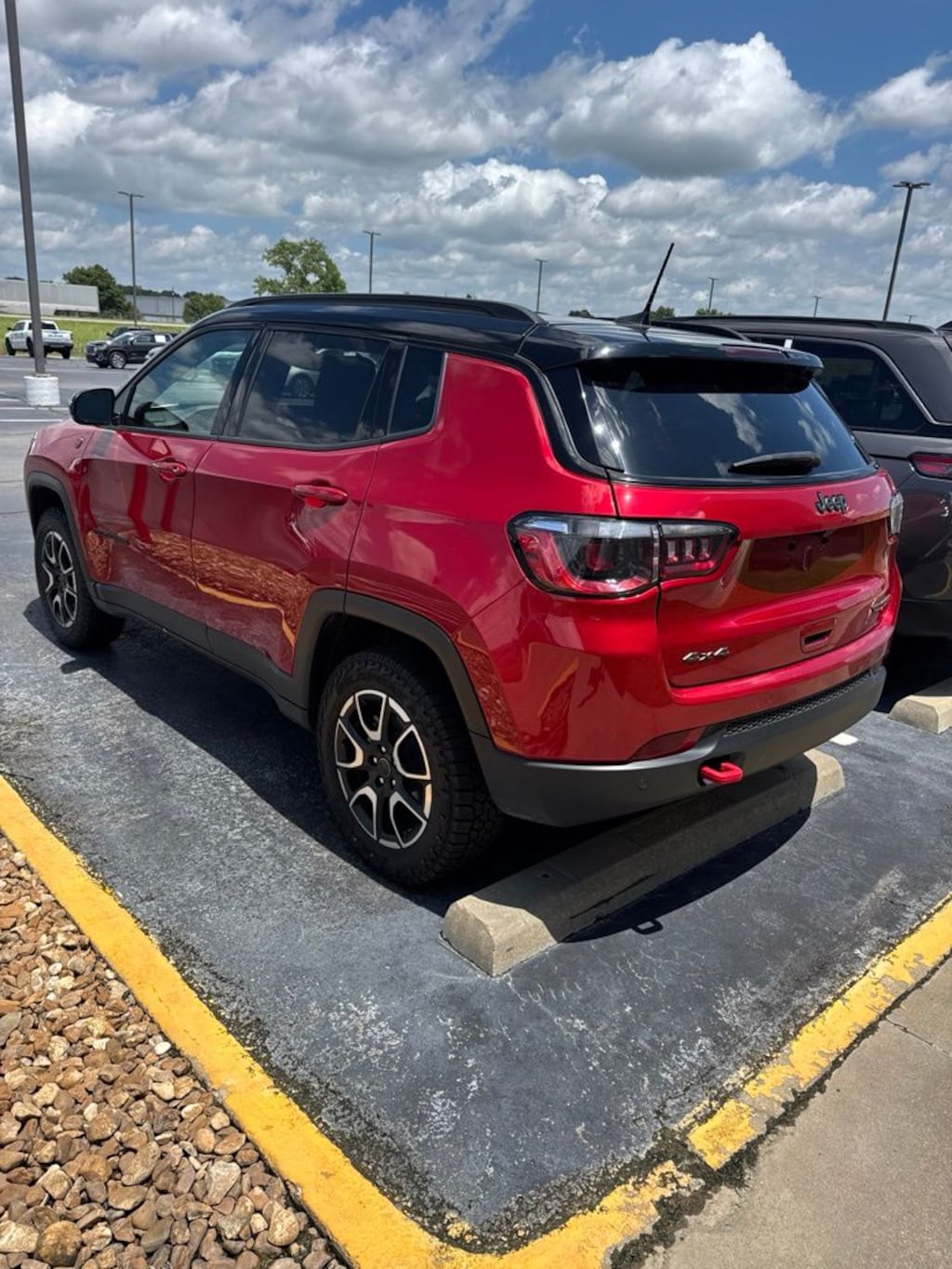 Used 2025 Jeep Compass Trailhawk SUV