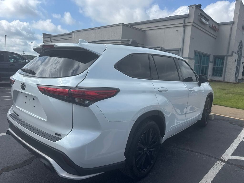 Used 2023 Toyota Highlander XSE SUV