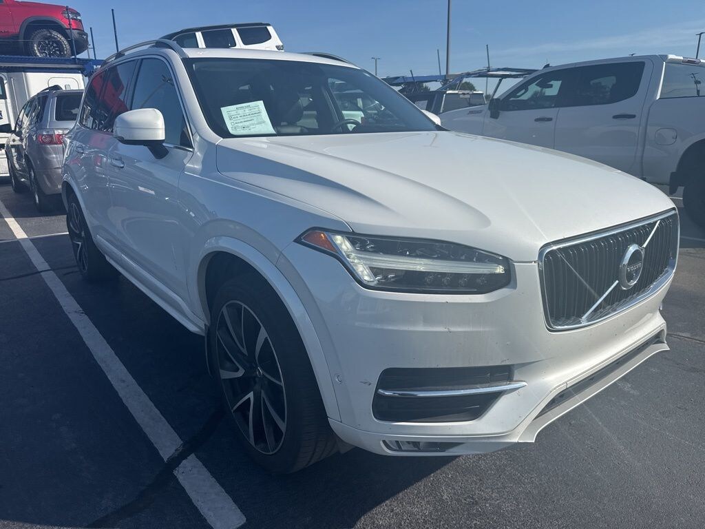 Used 2018 Volvo XC90 T6 Momentum SUV