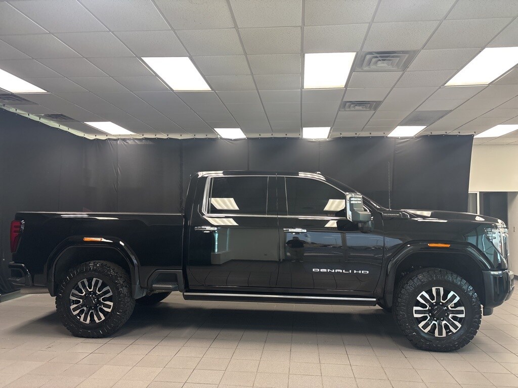 2024 Gmc Sierra 2500 HD Denali Ultimate photo 2