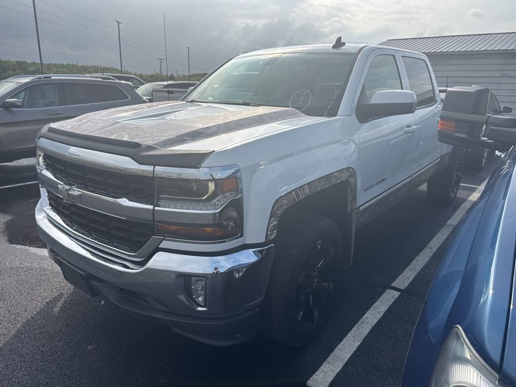 2018 Chevrolet Silverado 1500 LT 4X4 Crew Cab Short Box's photo