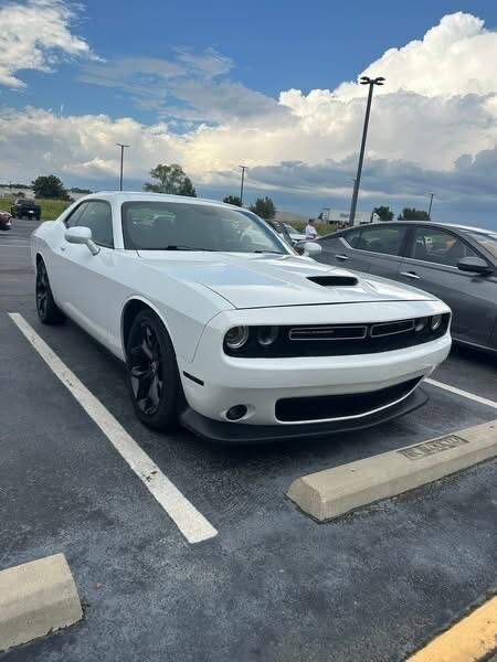 2021 Dodge Challenger R/T photo 3