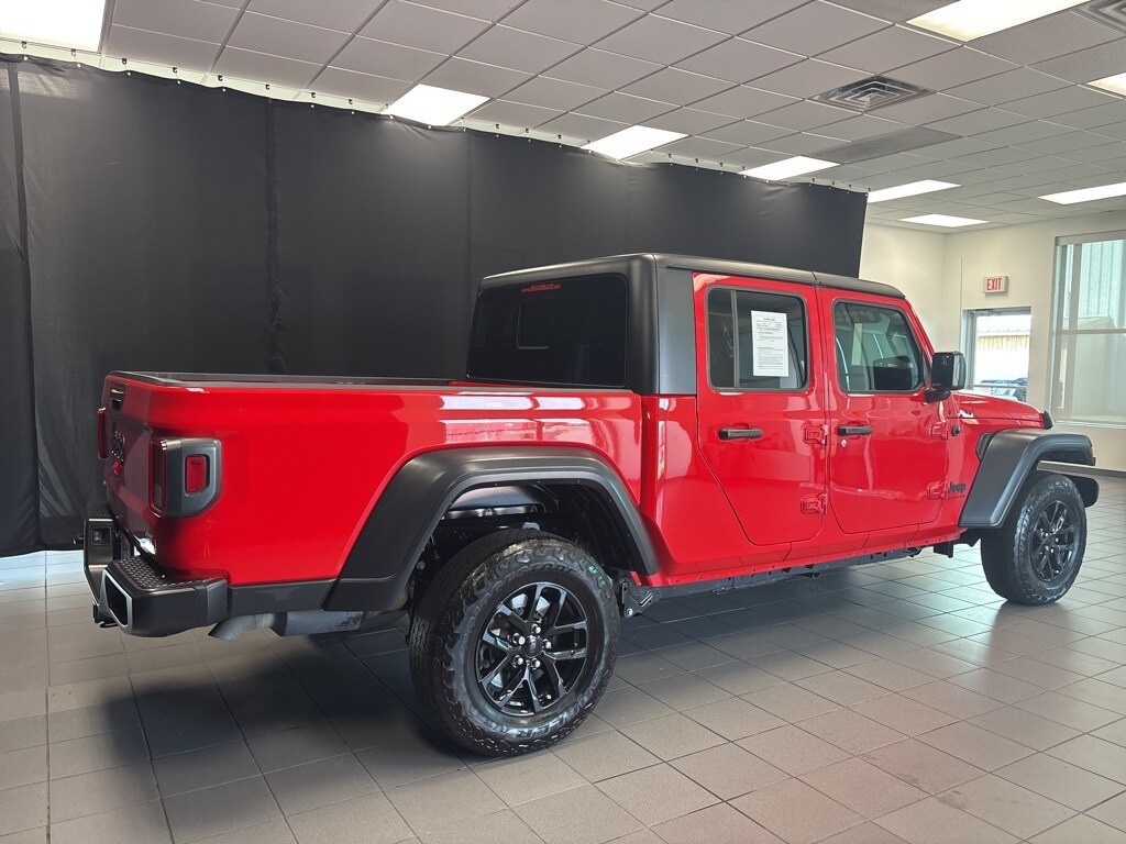 2023 Jeep Gladiator Sport S photo 3