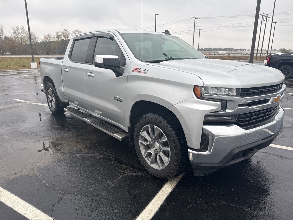 Used 2021 Chevrolet Silverado 1500 LT Truck Crew Cab