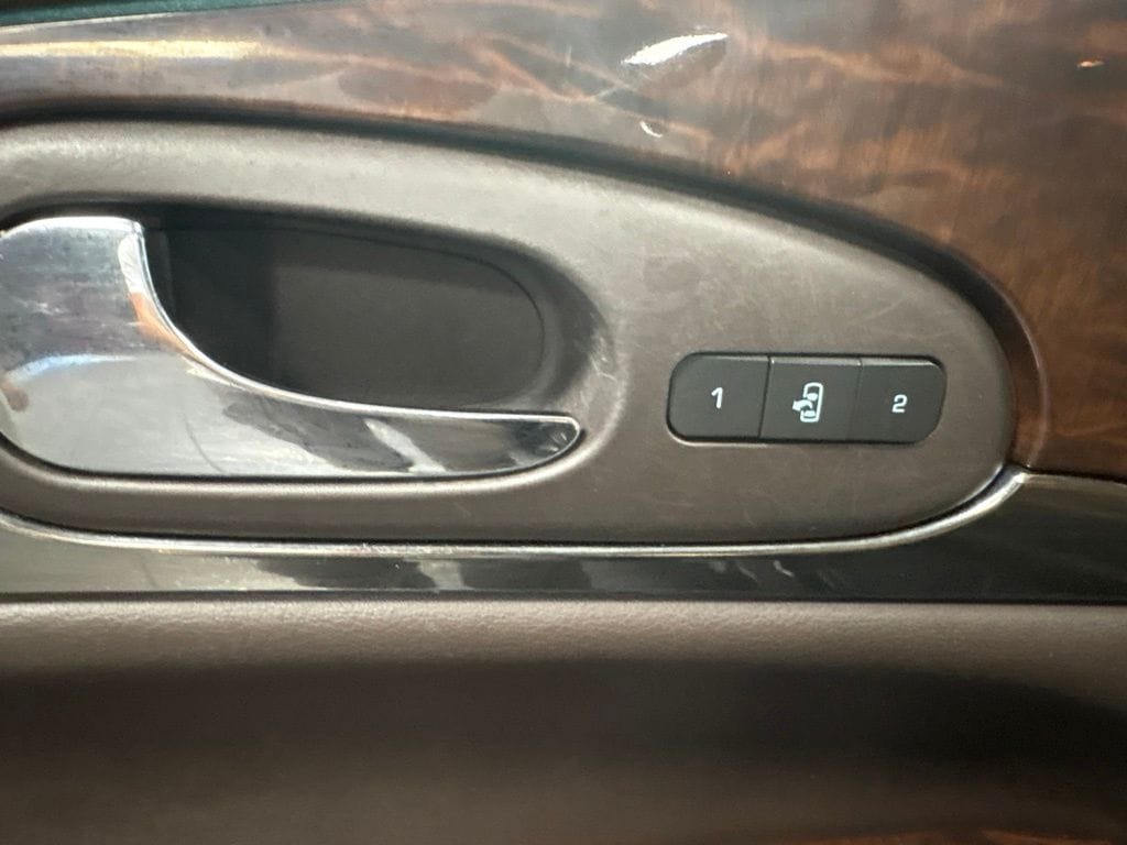 2017 Buick Enclave Leather - Photo 28