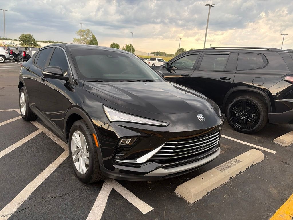 Used 2025 Buick Envista Preferred SUV