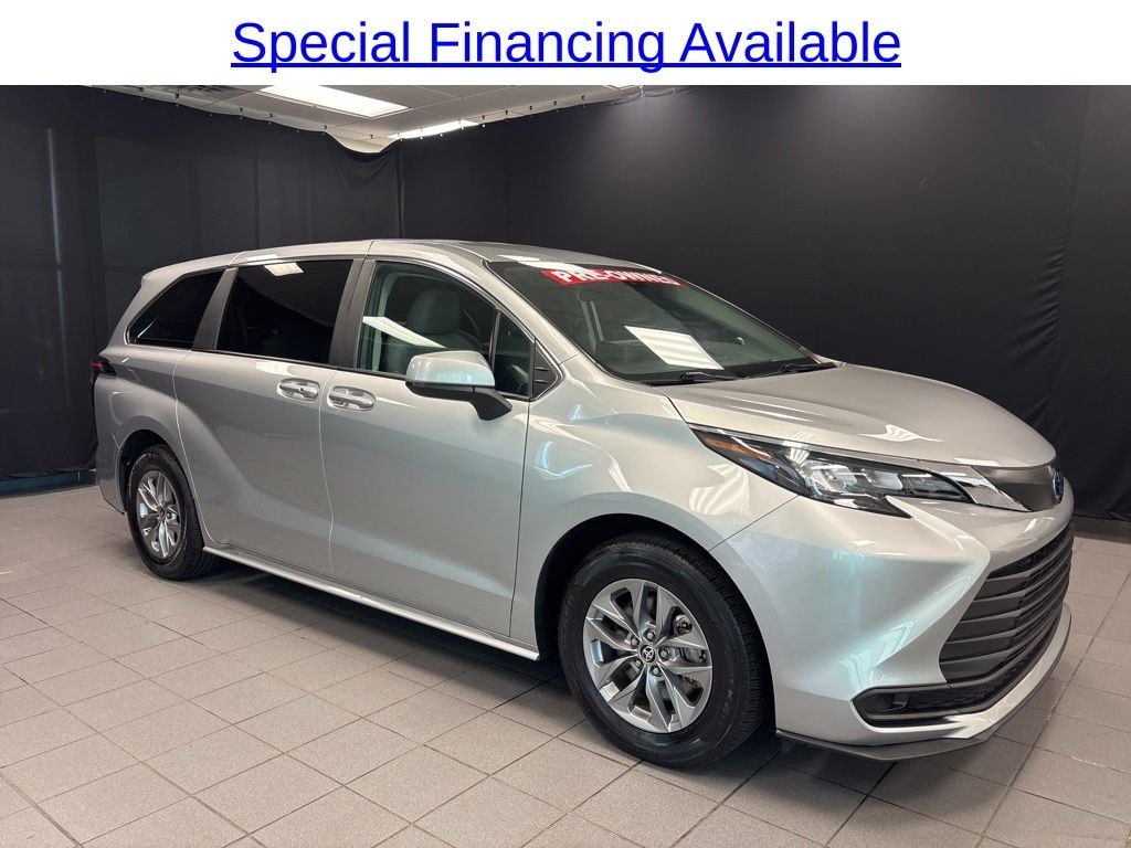 Used 2024 Toyota Sienna LE Van Passenger Van