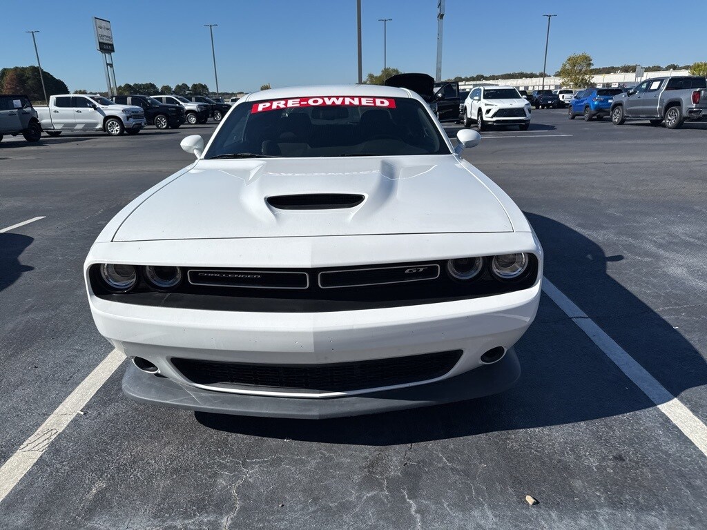 2023 Dodge Challenger GT photo 2