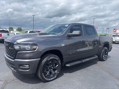 2026 Ram 1500 EXPRESS CREW CAB 4X4 5'7 BOX Pickup