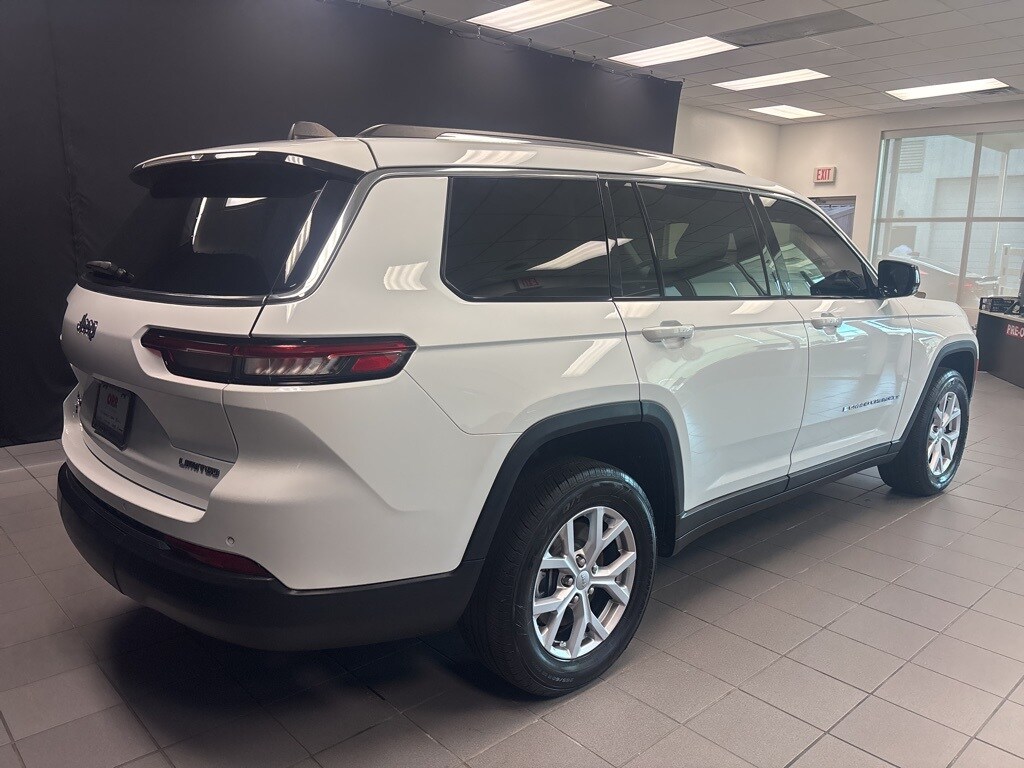 2021 Jeep Grand Cherokee Limited photo 3