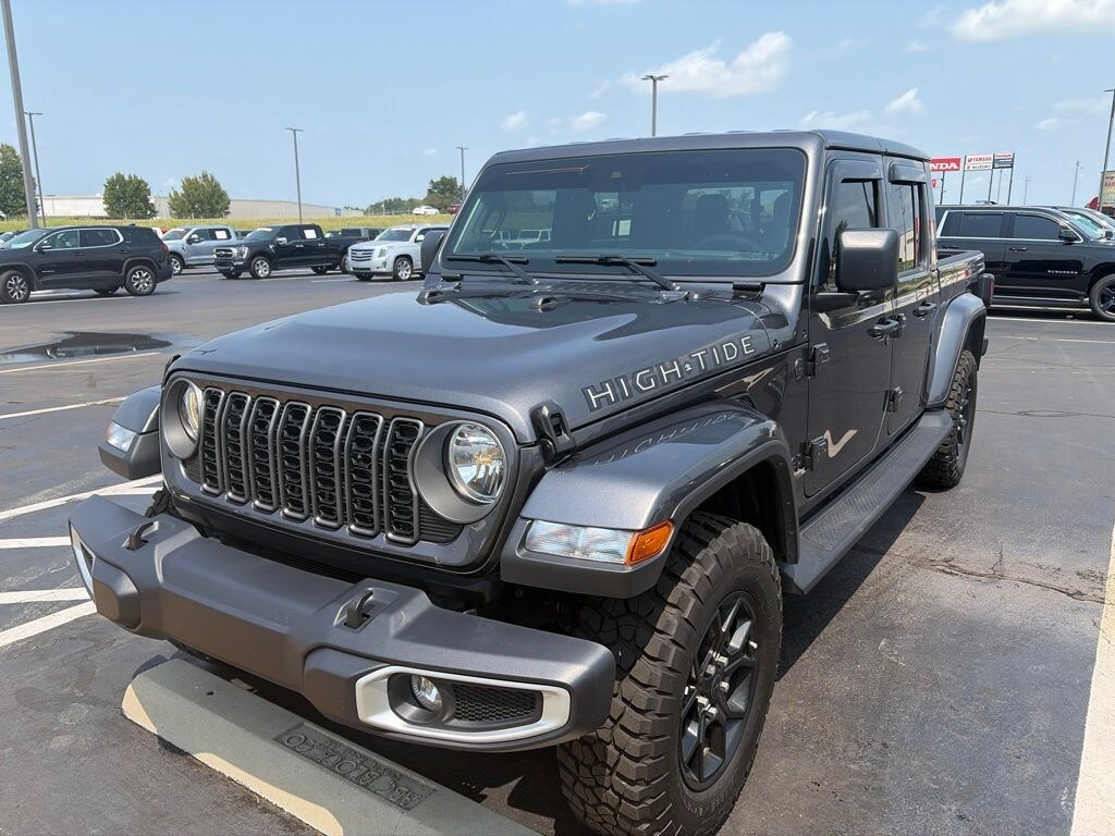 Used 2025 Jeep Gladiator High Tide Truck Crew Cab