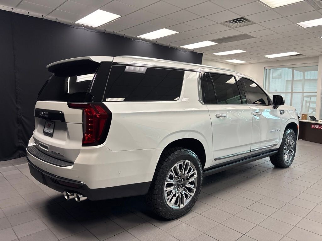 Used 2023 GMC Yukon XL Denali Ultimate SUV