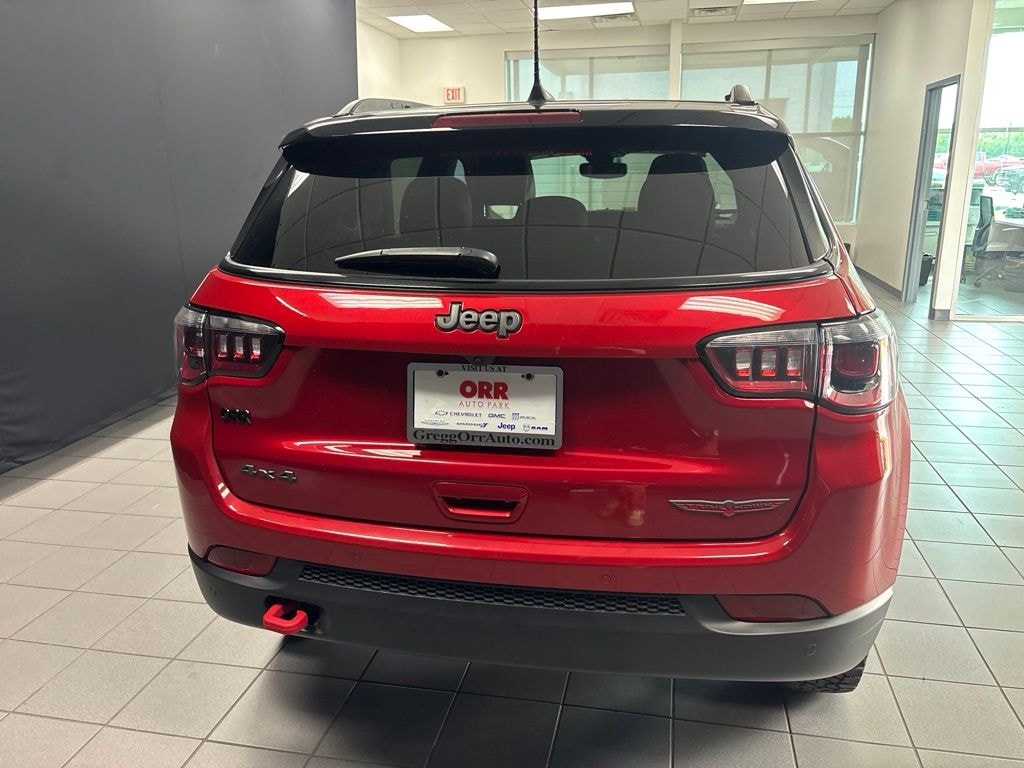 Used 2025 Jeep Compass Trailhawk SUV