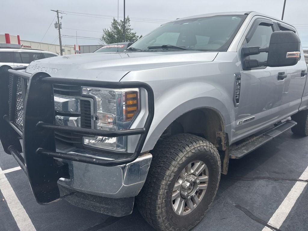 2019 Ford F-250 XL 4x4 Crew Cab 6-3/4' Box's photo