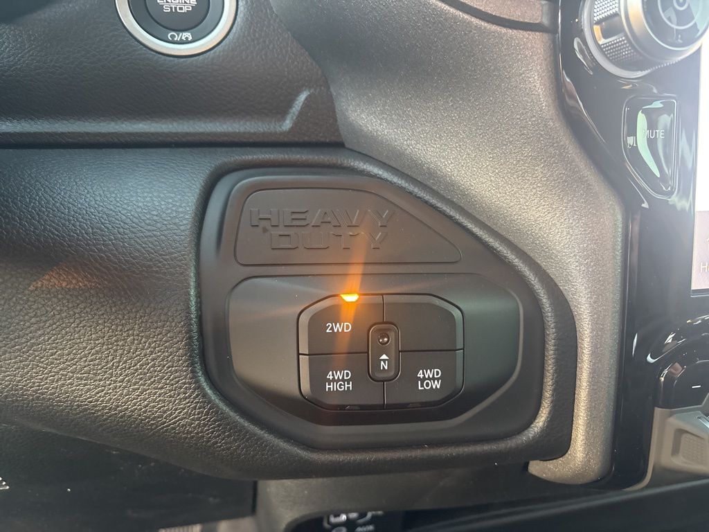 2026 RAM 2500 Tradesman - Photo 14